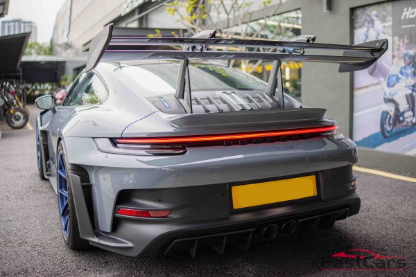 2023 Porsche 911 GT3 RS Weissach Package