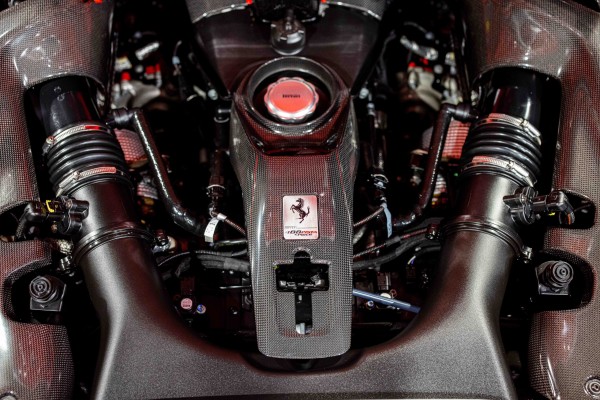 Ferrari Pista Spider Turbo V8 (Righthand Drive)